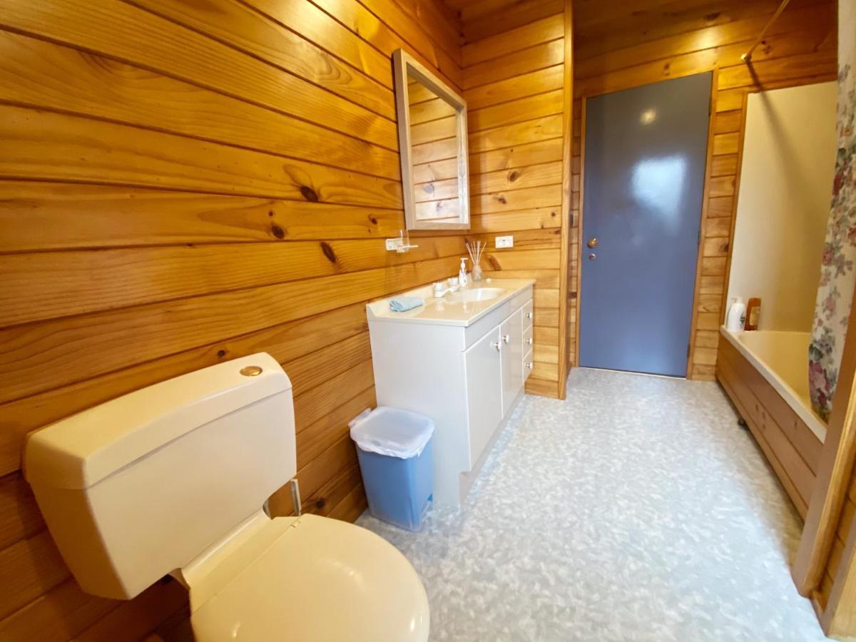 Lake View Family Lodge Up Tp 14 People Rotorua Eksteriør bilde